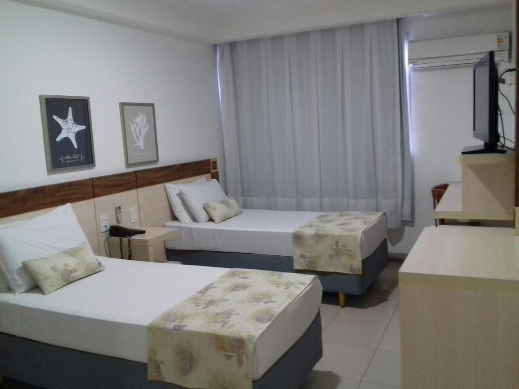 Pratti Hotel Linhares Kültér fotó